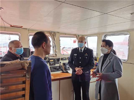图2(2月5日邓明芳带队开展疫情防控和渔业安全生产工作检查).jpg